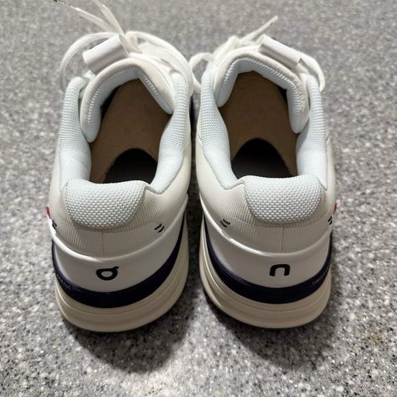 New ON Men's Roger Pro Hard Court Tennis Shoes Size 13 white/acai - Picture 7 of 10